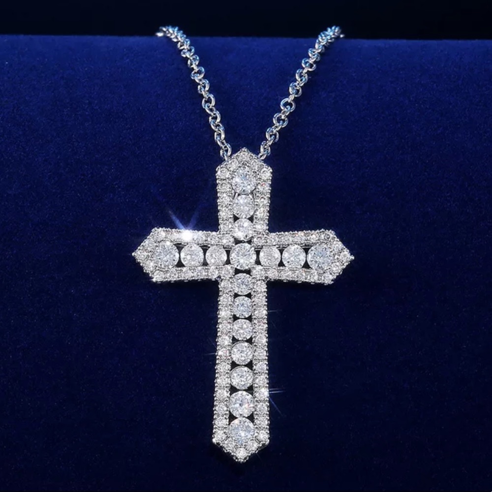 Sterling silver cross necklace - Picture 2 of 6